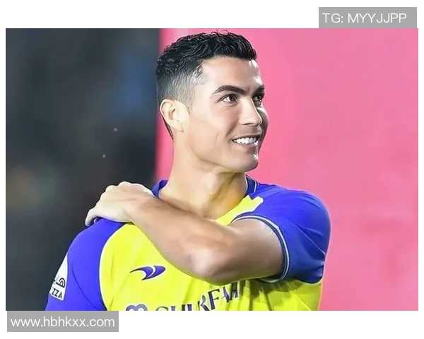 头发染色的足球明星们如何通过个性化造型展现自我风格与球场魅力